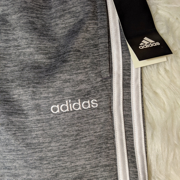 NWT Adidas Sweatpants Boys 10-12 Grey - Picture 6 of 11